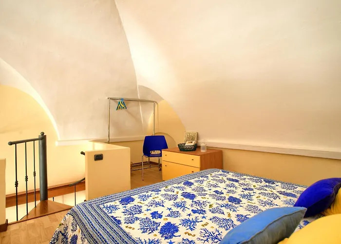 Апартаменты Ampio Loft Con Wi-fi A 50 Metri Dal Mare Империя